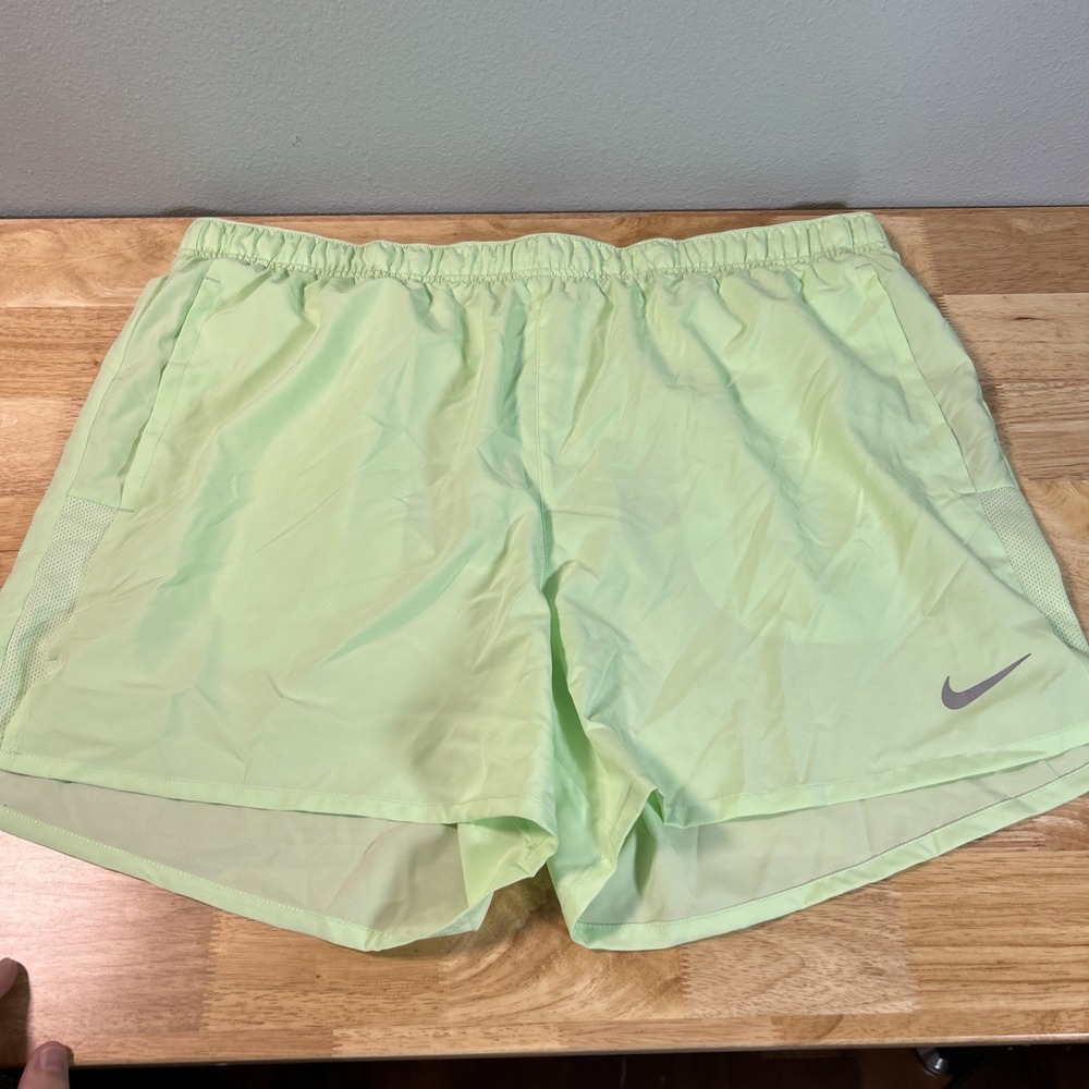 Nike Men's Dri-FIT Challenger Brief-Lined Running Shorts XXL DV9363-376 5"